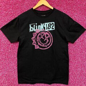 Blink-182 Self Titled Album Punk Rock Band T-Shirt Medium